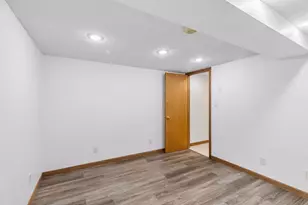 3609 Rolling View Dr, White Bear Lake, MN 55110 - Photo 29
