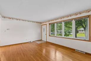 3609 Rolling View Dr, White Bear Lake, MN 55110 - Photo 7