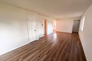 2084 Hillview Rd, Mounds View, MN 55112 - Photo 9