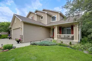 18546 85th Ave N, Maple Grove, MN 55311 - Photo 1
