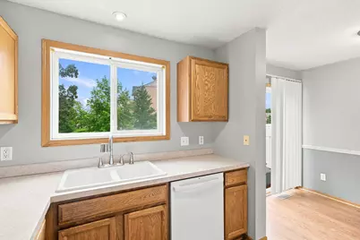 2875 Arboretum Village Trail, Chanhassen, MN 55331 - Photo 11