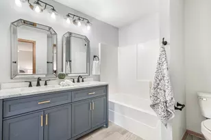 1692 Liberty Cir, Shakopee, MN 55379 - Photo 19