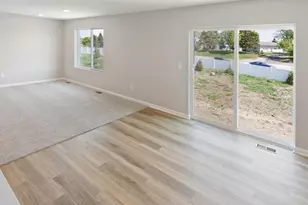1815 Pierce St S, Cambridge, MN 55008 - Photo 11