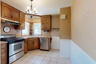 1945 Nevada Ave E, Saint Paul, MN 55119 - Photo 9