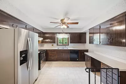 709 Nixon Avenue SE, Watertown, MN 55388 - Photo 7