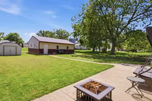 613 E Elm Ave, Olivia, MN 56277 - Photo 3