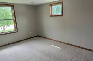 707 N High St, Rushford, MN 55971 - Photo 11