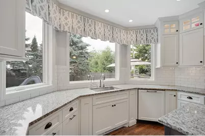 7000 Weston Circle, Edina, MN 55439 - Photo 9