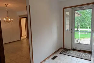 2113 Country Club Dr NE, Willmar, MN 56201 - Photo 7