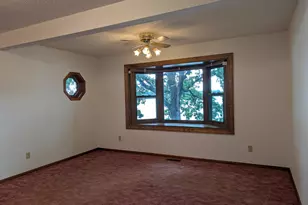 2113 Country Club Dr NE, Willmar, MN 56201 - Photo 27