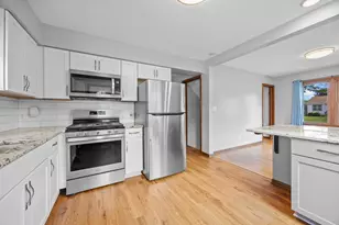 1033 Dayton Ave, Saint Paul Park, MN 55071 - Photo 9