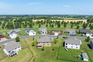 1000 Mulberry Ave NE, Montgomery, MN 56069 - Photo 55