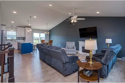 1000 Mulberry Avenue NE, Montgomery, MN 56069 - Photo 7