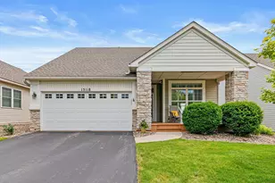 15118 Dutchman Way, Apple Valley, MN 55124 - Photo 1