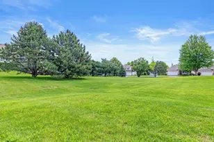 15118 Dutchman Way, Apple Valley, MN 55124 - Photo 31
