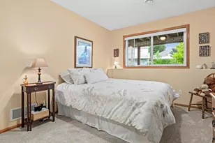15118 Dutchman Way, Apple Valley, MN 55124 - Photo 21