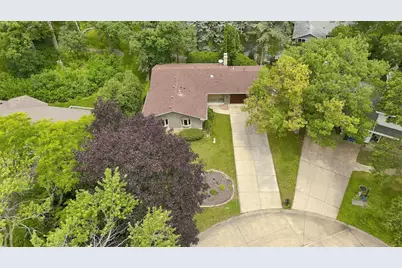 1527 E Windemere Circle NE, Fridley, MN 55421 - Photo 31