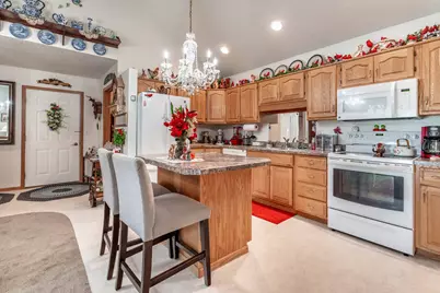 1036 N 1st Avenue, Fergus Falls, MN 56537 - Photo 13