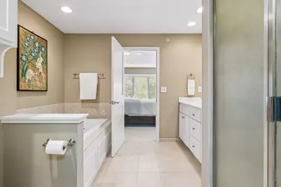 519 Willoughby Way W, Minnetonka, MN 55305 - Photo 25