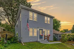 60 Grove St, Mahtomedi, MN 55115 - Photo 1