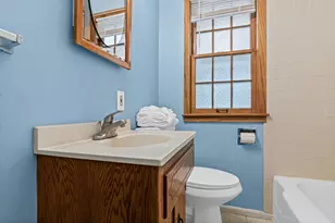 60 Grove St, Mahtomedi, MN 55115 - Photo 25