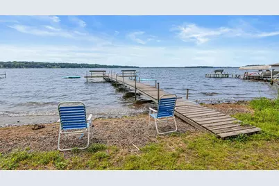 60 Grove Street, Mahtomedi, MN 55115 - Photo 5