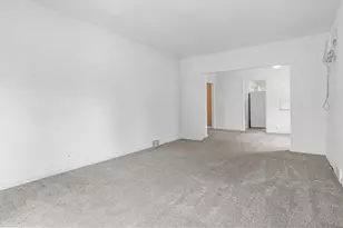 60 Grove St, Mahtomedi, MN 55115 - Photo 21