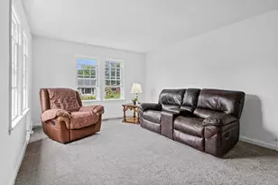 60 Grove St, Mahtomedi, MN 55115 - Photo 3