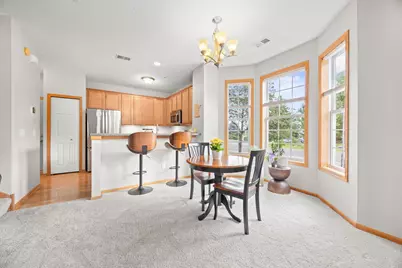 1246 Chateau Avenue #409, Maplewood, MN 55109 - Photo 7