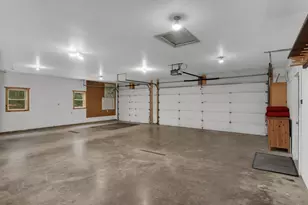 15340 W Sunrise Cir, Eden Prairie, MN 55347 - Photo 9