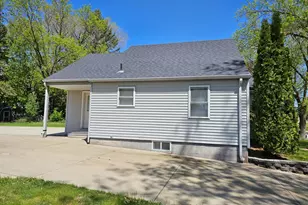 412 14th St SE, Willmar, MN 56201 - Photo 11
