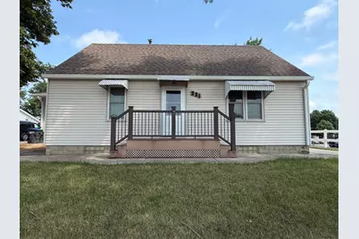 221 E Fletcher Street, Luverne, MN 56156 - Photo 1