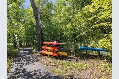 415 Carpenters Pt, Wayzata, MN 55391 - Photo 35