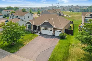 9189 Plymouth Rd, Woodbury, MN 55129 - Photo 5