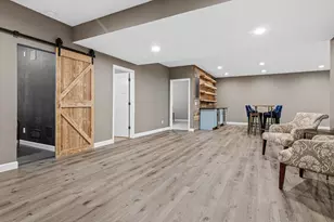 9189 Plymouth Rd, Woodbury, MN 55129 - Photo 31