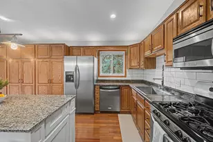 1579 Hilo Ave N, Oakdale, MN 55128 - Photo 9
