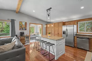 1579 Hilo Ave N, Oakdale, MN 55128 - Photo 3