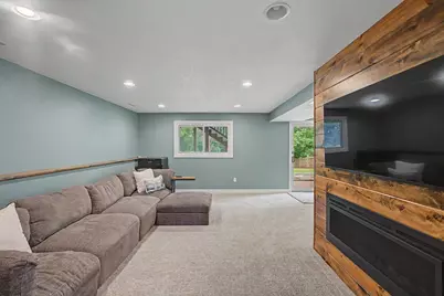 1579 Hilo Avenue N, Oakdale, MN 55128 - Photo 25