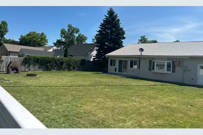 137 Maple Street, Tyler, MN 56178 - Photo 5