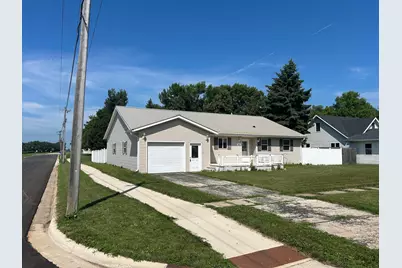 137 Maple Street, Tyler, MN 56178 - Photo 3