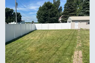 137 Maple Street, Tyler, MN 56178 - Photo 27