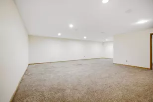 1600 26th St SW, Austin, MN 55912 - Photo 29