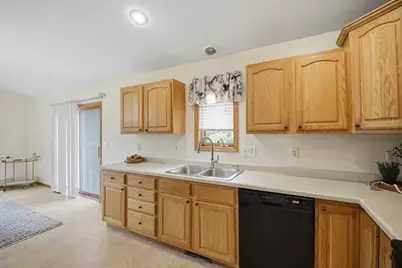 1600 26th Street SW, Austin, MN 55912 - Photo 9