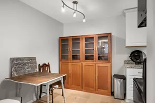 1901 Emerson Ave S, Minneapolis, MN 55403 - Photo 17