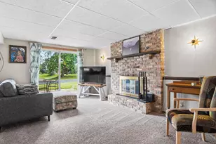 11913 70th Pl N, Maple Grove, MN 55369 - Photo 21