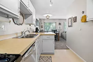 11913 70th Pl N, Maple Grove, MN 55369 - Photo 5