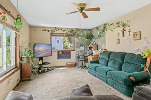 1006 College St, Northfield, MN 55057 - Photo 3