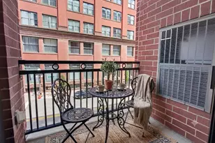 270 4th St E, Saint Paul, MN 55101 - Photo 11