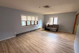422 28th St S, La Crosse, WI 54601 - Photo 5