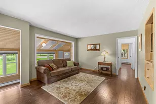 10645 Humboldt Ave S, Bloomington, MN 55431 - Photo 3